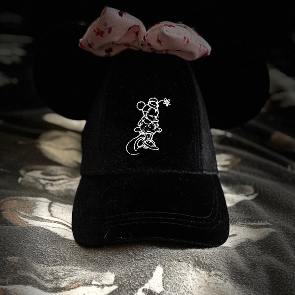 Minnie Mouse Velvet Ear Baseball Cap for Women - Picture 2 of 6